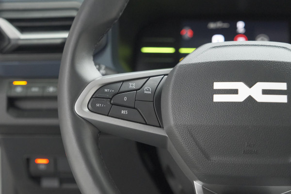 Dacia Duster 1.6 Hybrid 140 Journey | 360 Camera | Pack Winter | Dodehoekdetectie | Apple Carplay