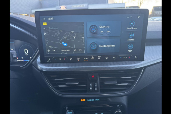 Ford Kuga 2.5 PHEV Titanium 243pk | Adaptive cruise control | Wegklapbare trekhaak | Winter Pack | 2.100kg trekgewicht