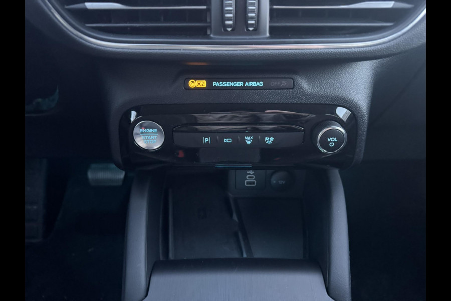 Ford Kuga 2.5 PHEV Titanium 243pk | Adaptive cruise control | Wegklapbare trekhaak | Winter Pack | 2.100kg trekgewicht