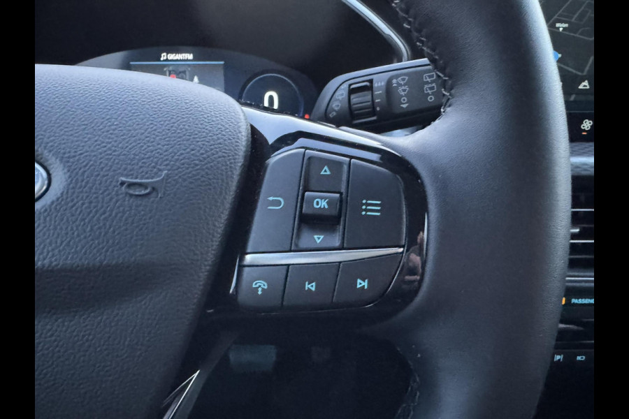 Ford Kuga 2.5 PHEV Titanium 243pk | Adaptive cruise control | Wegklapbare trekhaak | Winter Pack | 2.100kg trekgewicht