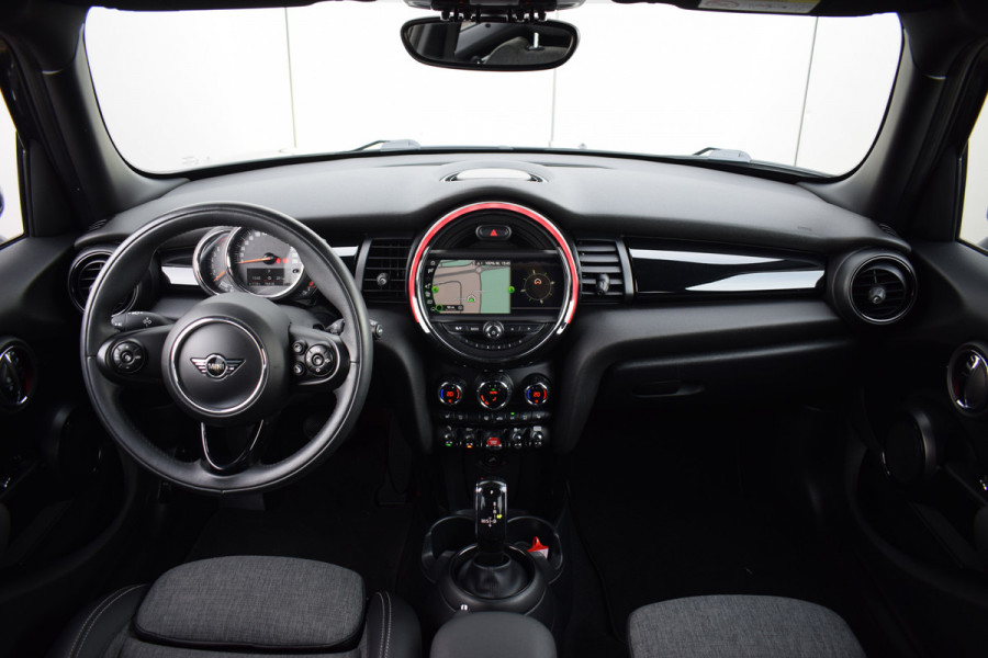 MINI Mini 1.5 Cooper 60 Years Edition | 5 Deurs | Half Leer | Stoelverw. | Apple CarPlay