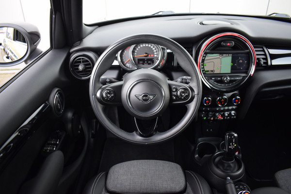 MINI Mini 1.5 Cooper 60 Years Edition | 5 Deurs | Half Leer | Stoelverw. | Apple CarPlay