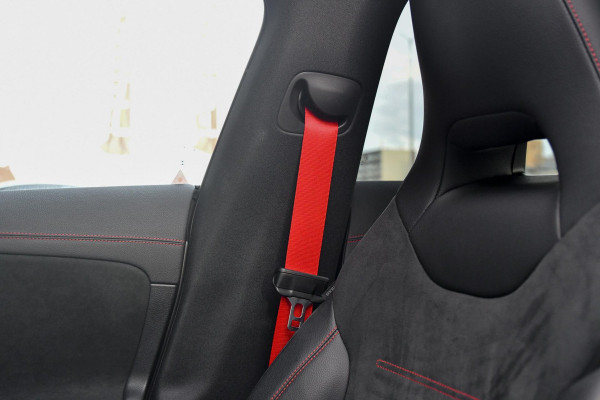 Mercedes-Benz CLA-Klasse 35 AMG 4MATIC. Pano, Distro+, 360, Multibeam, Sfeer, Dodeh, CarPlay!