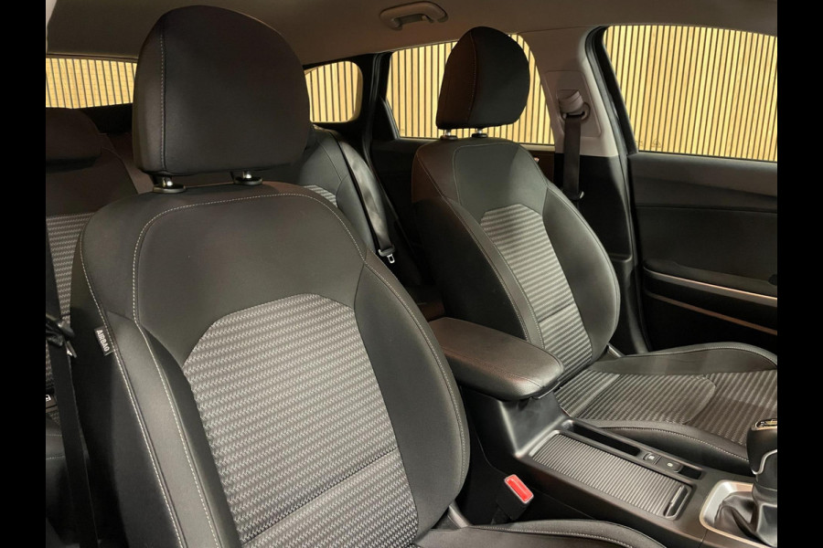 Kia Ceed Sportswagon 1.5 T-GDi DynamicLine|160PK|TREKH.|CARPLAY+ANDROID|CAMERA|CLIMATE+CRUISE CONTROL|1E EIG.|INCL.BTW|NL AUTO|NAP