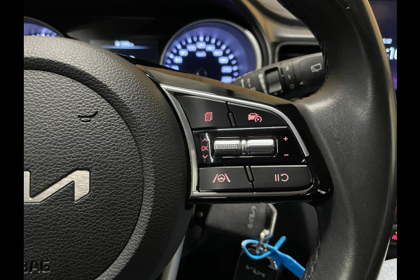 Kia Ceed Sportswagon 1.5 T-GDi DynamicLine|160PK|TREKH.|CARPLAY+ANDROID|CAMERA|CLIMATE+CRUISE CONTROL|1E EIG.|INCL.BTW|NL AUTO|NAP