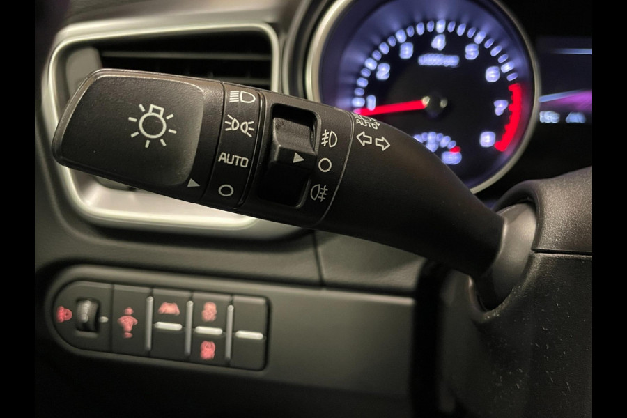 Kia Ceed Sportswagon 1.5 T-GDi DynamicLine|160PK|TREKH.|CARPLAY+ANDROID|CAMERA|CLIMATE+CRUISE CONTROL|1E EIG.|INCL.BTW|NL AUTO|NAP