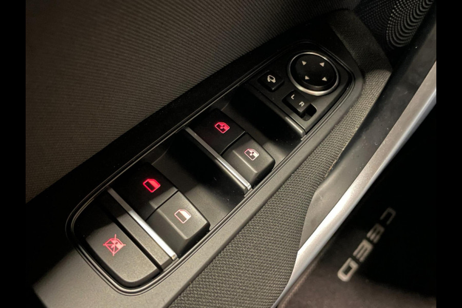 Kia Ceed Sportswagon 1.5 T-GDi DynamicLine|160PK|TREKH.|CARPLAY+ANDROID|CAMERA|CLIMATE+CRUISE CONTROL|1E EIG.|INCL.BTW|NL AUTO|NAP