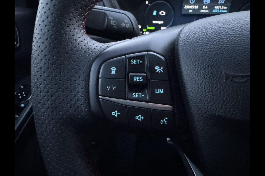 Ford Kuga 2.5 PHEV ST-Line X 243pk | Panoramadak | Wegklapbare trekhaak | 19 inch | Winter Pack | AGR-stoelen | Bang & Olufsen