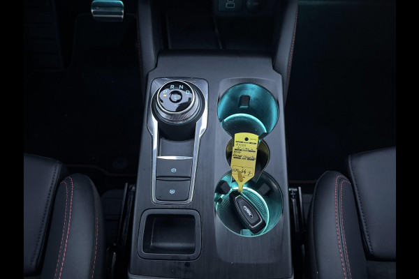 Ford Kuga 2.5 PHEV ST-Line X 243pk | Panoramadak | Wegklapbare trekhaak | 19 inch | Winter Pack | AGR-stoelen | Bang & Olufsen