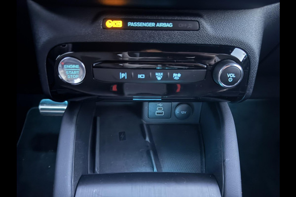 Ford Kuga 2.5 PHEV ST-Line X 243pk | Panoramadak | Wegklapbare trekhaak | 19 inch | Winter Pack | AGR-stoelen | Bang & Olufsen