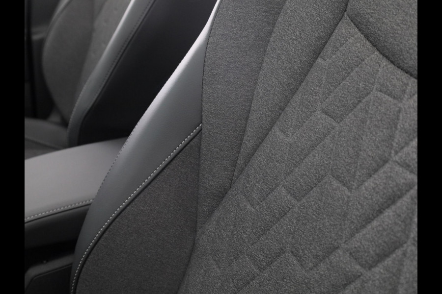 Volkswagen Tiguan 1.5 eHybrid Life Edition 204 PK | Automaat (DSG) | Panoramadak | Navigatie | Elektrische klep