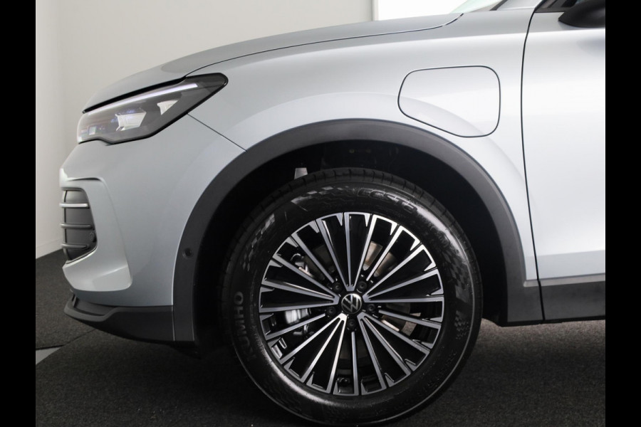 Volkswagen Tiguan 1.5 eHybrid Life Edition 204 PK | Automaat (DSG) | Panoramadak | Navigatie | Elektrische klep