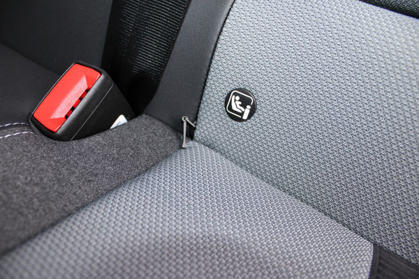 Opel Grandland 1.2 Turbo Hybrid GS NIEUW MODEL | TREKHAAK ACTIE! | Navigatie | AGR | Gelijk beschikbaar