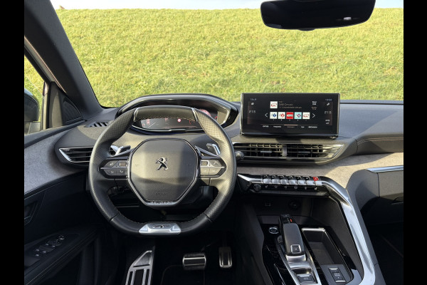 Peugeot 3008 1.6 PureTech GT Alcantara | Massagestoel | Pano | Camera achter | Nightvision