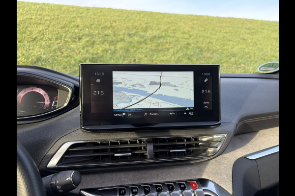 Peugeot 3008 1.6 PureTech GT Alcantara | Massagestoel | Pano | Camera achter | Nightvision