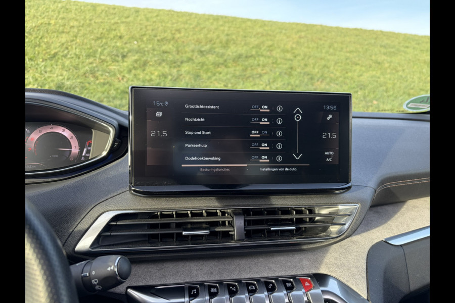 Peugeot 3008 1.6 PureTech GT Alcantara | Massagestoel | Pano | Camera achter | Nightvision
