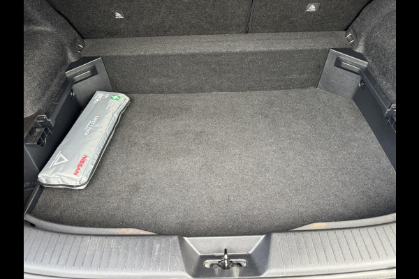 Nissan QASHQAI 1.3 MHEV Xtronic Business Premium Automaat Full LED Adaptive cruise Climate Stoel- en stuurverwaming Pano Navi
