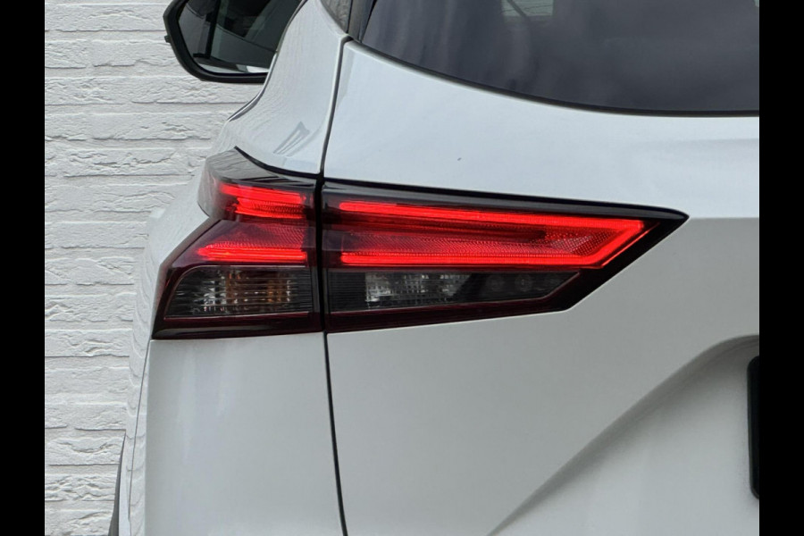 Nissan QASHQAI 1.3 MHEV Xtronic Business Premium Automaat Full LED Adaptive cruise Climate Stoel- en stuurverwaming Pano Navi