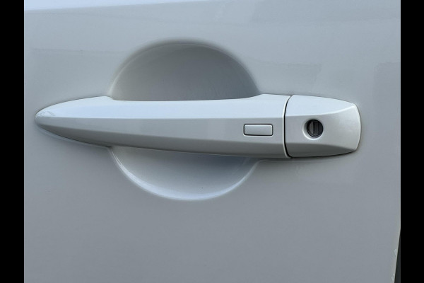 Nissan QASHQAI 1.3 MHEV Xtronic Business Premium Automaat Full LED Adaptive cruise Climate Stoel- en stuurverwaming Pano Navi