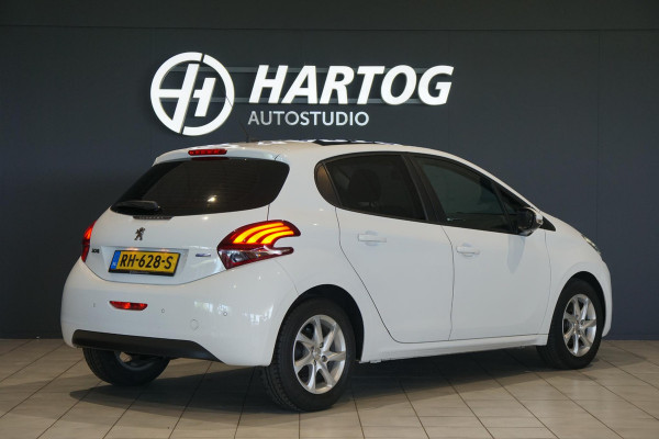 Peugeot 208 1.2 PureTech Allure + PANORAMA