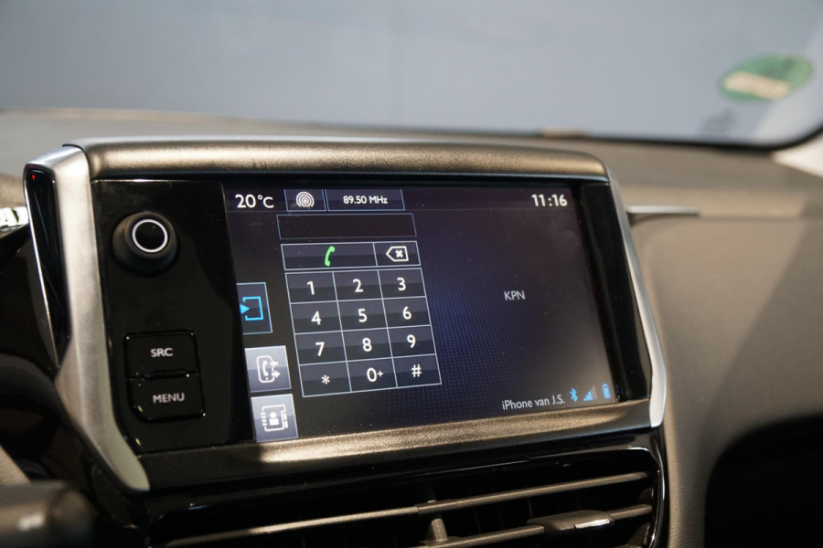 Peugeot 208 1.2 PureTech Allure + PANORAMA