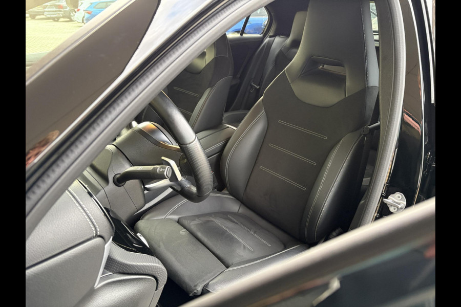Mercedes-Benz A-Klasse 250 e AMG Line | Stoelverwarming | Navigatie | Getint glas | PDC | Climate contol
