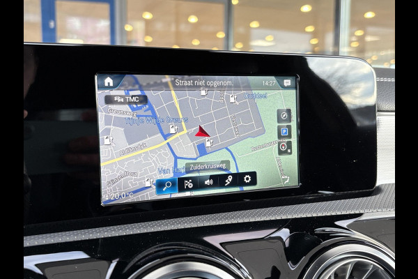 Mercedes-Benz A-Klasse 250 e AMG Line | Stoelverwarming | Navigatie | Getint glas | PDC | Climate contol