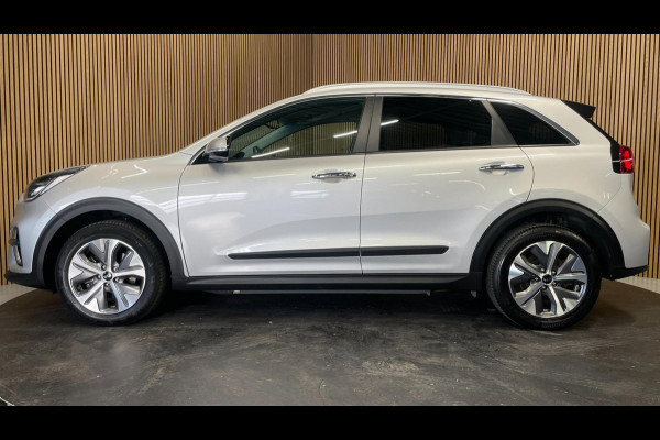 Kia e-Niro ExecutiveLine 64 kWh|3-FASE|LEDER|MEMORY|JBL|ACC|CARPLAY|CAMERA|STUURVERW|STOELVERW+VENT V+A|IN.BTW|1e EIG|NL-AUTO|NAP|