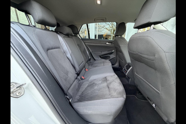 Volkswagen Golf 1.4 eHybrid Style |SOH97%|Carplay|ACC|ErgoActive|Allseason