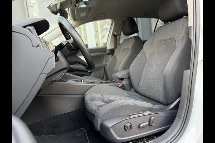 Volkswagen Golf 1.4 eHybrid Style |SOH97%|Carplay|ACC|ErgoActive|Allseason