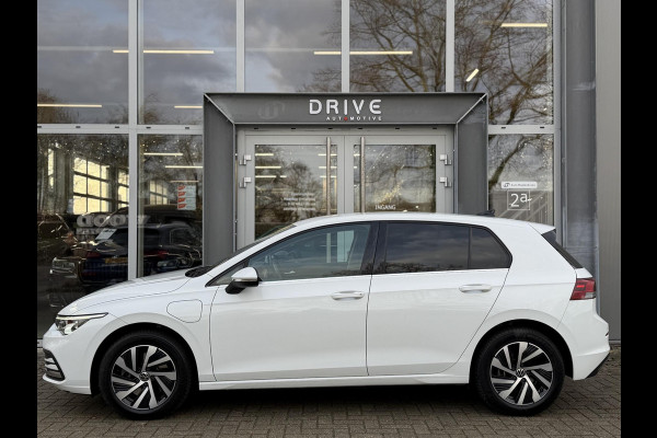 Volkswagen Golf 1.4 eHybrid Style |SOH97%|Carplay|ACC|ErgoActive|Allseason