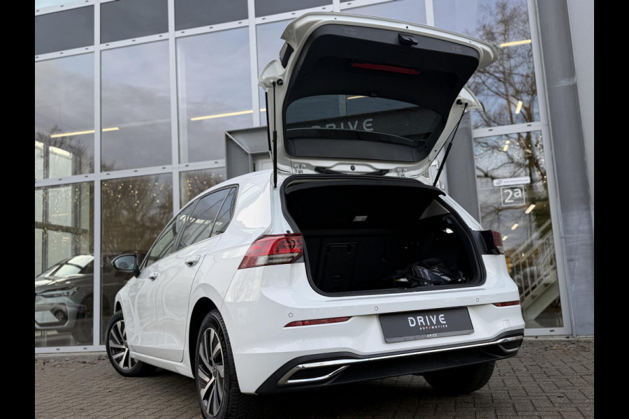 Volkswagen Golf 1.4 eHybrid Style |SOH97%|Carplay|ACC|ErgoActive|Allseason