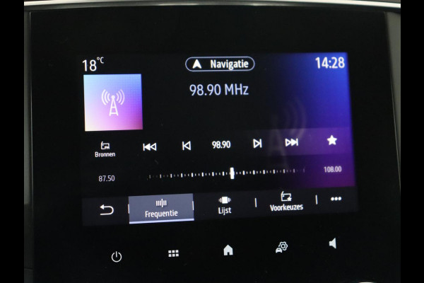 Renault Mégane 1.3 TCe Business Zen | Trekhaak | Camera | Carplay | Navigatie | Keyless | Full LED | Parkeerhulp | Cruise control | Climate control | DAB | Bluetooth