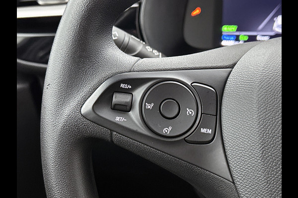 Opel CORSA-E Level 2 Edition 100KW / 50 kWh Fase 3 / Airco-Ecc. / Cruise-ctr. / Apple Carplay Android /  100% Elektrisch, 100% Stijlvol  / Apk 06-2027
