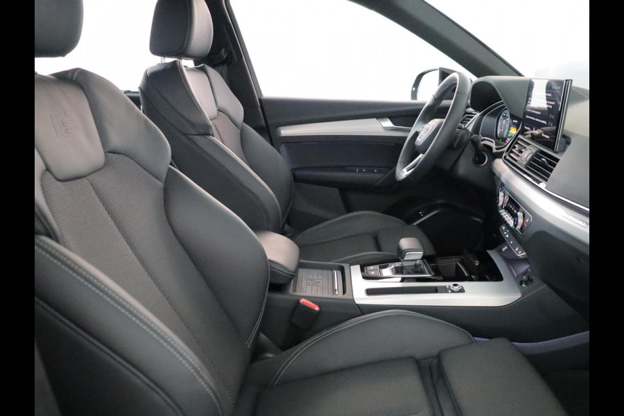 Audi Q5 50 TFSI e Advanced edition 299 pk S-tronic | Verlengde garantie | Navigatie | Trekhaak (wegklapbaar) | Parkeersensoren | Stoelverwarming v/a | S-line interieur |