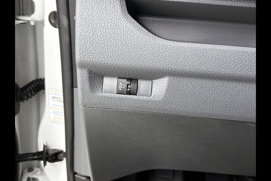 Toyota PROACE Electric Worker L2 Extra Range 75KWh / 3Pers. / Navigatie / Airco / Bedrijfswagen inrichting / Apk 02-2027