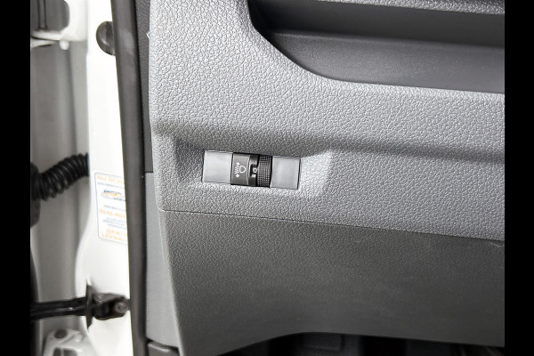 Toyota PROACE Electric Worker L2 Extra Range 75KWh / 3Pers. / Navigatie / Airco / Bedrijfswagen inrichting / Apk 02-2027