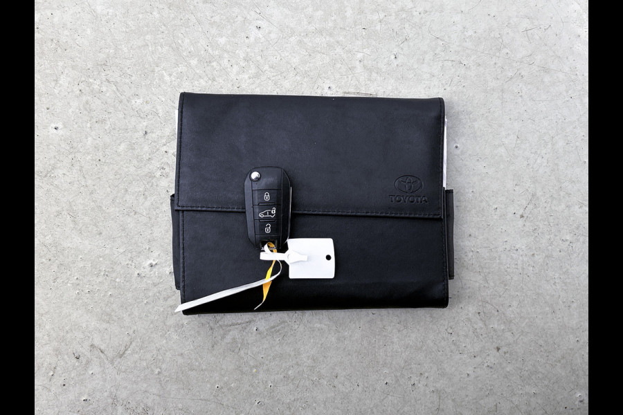 Toyota PROACE Electric Worker L2 Extra Range 75KWh / 3Pers. / Navigatie / Airco / Bedrijfswagen inrichting / Apk 02-2027