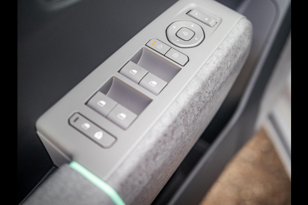 Kia EV4 Plus Advanced 58.3 kWh Direct beschikbaar! Leder | Pano dak| 19" velgen |