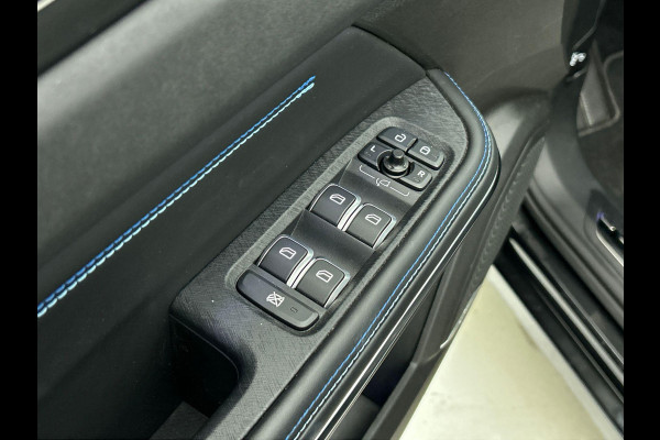 Lynk & Co 01 1.5 261pk PHEV | Panoramadak | Navigatie | Apple Carplay/Android Auto | Adaptive Cruise Control | Parkeersensoren | Virtual Cockpit | Ledverlichting | Lane Assist | Side Assist | Climate Control