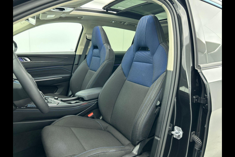 Lynk & Co 01 1.5 261pk PHEV | Panoramadak | Navigatie | Apple Carplay/Android Auto | Adaptive Cruise Control | Parkeersensoren | Virtual Cockpit | Ledverlichting | Lane Assist | Side Assist | Climate Control