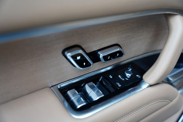 Land Rover Range Rover P 510 E SV NL-Auto