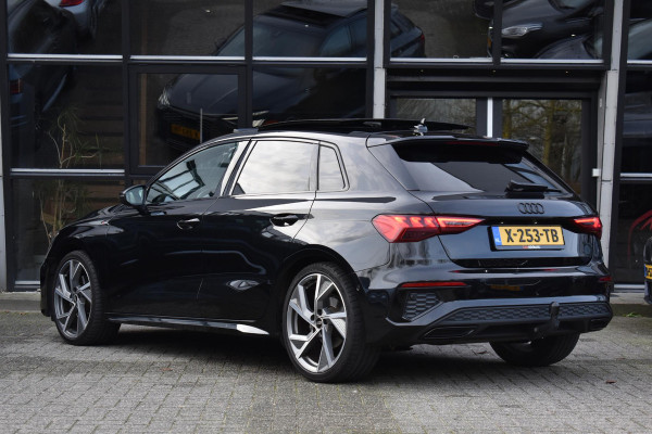 Audi A3 Sportback 35 TFSI S edition Pano Kuip Lane B&O Trekhaak Leder
