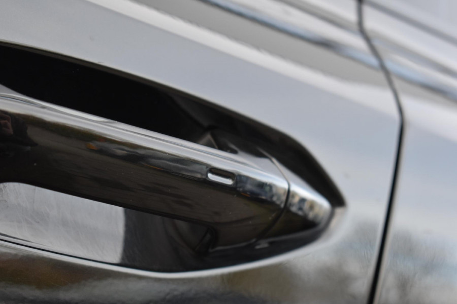 Audi A3 Sportback 35 TFSI S edition Pano Kuip Lane B&O Trekhaak Leder