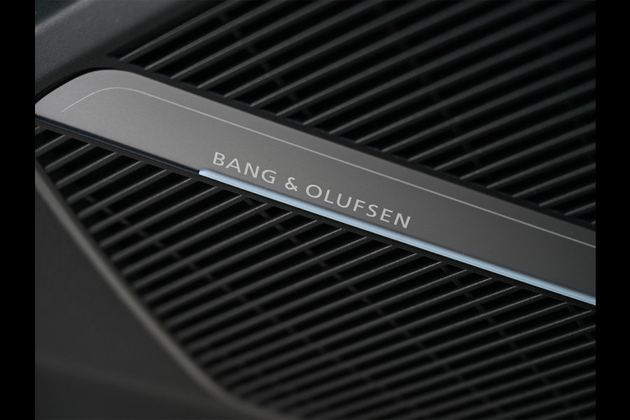 Audi Q5 40 TDI quattro S edition · Keyless · B&O sound · 360 Camera · Led matrix · Ambiance verlichting · Memory seats · Stuurverwarming