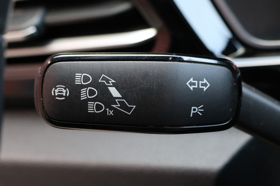 Volkswagen Caddy Cargo 2.0 TDI DSG | L+R Schuifdeur | ACC | Side Assist | Lane Assist | Virtual Cockpit | Camera | CarPlay | Stoelverwarming | LED Koplampen | Sidebars | DAB | Fabrieksgarantie | Facelift model | BPM Vrij