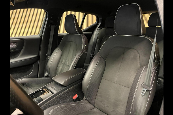 Volvo XC40 Recharge P8 AWD R-Design|90%SOH|TREKHAAK|1/2 LEDER|STOEL+STUURVERWARMING|ACC|CARPLAY|CLIMA+CRUISE|NL|NAP|IN.BTW|1e EIG|