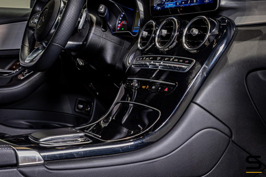 Mercedes-Benz GLC Coupé 300e 4MATIC Business Solution AMG|Pano|Cam|1eig
