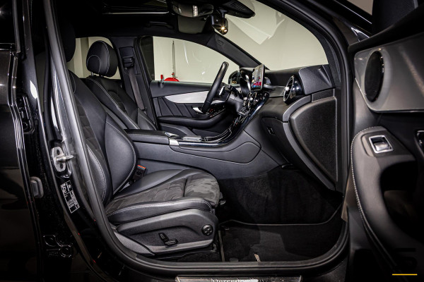 Mercedes-Benz GLC Coupé 300e 4MATIC Business Solution AMG|Pano|Cam|1eig