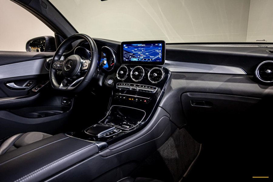 Mercedes-Benz GLC Coupé 300e 4MATIC Business Solution AMG|Pano|Cam|1eig